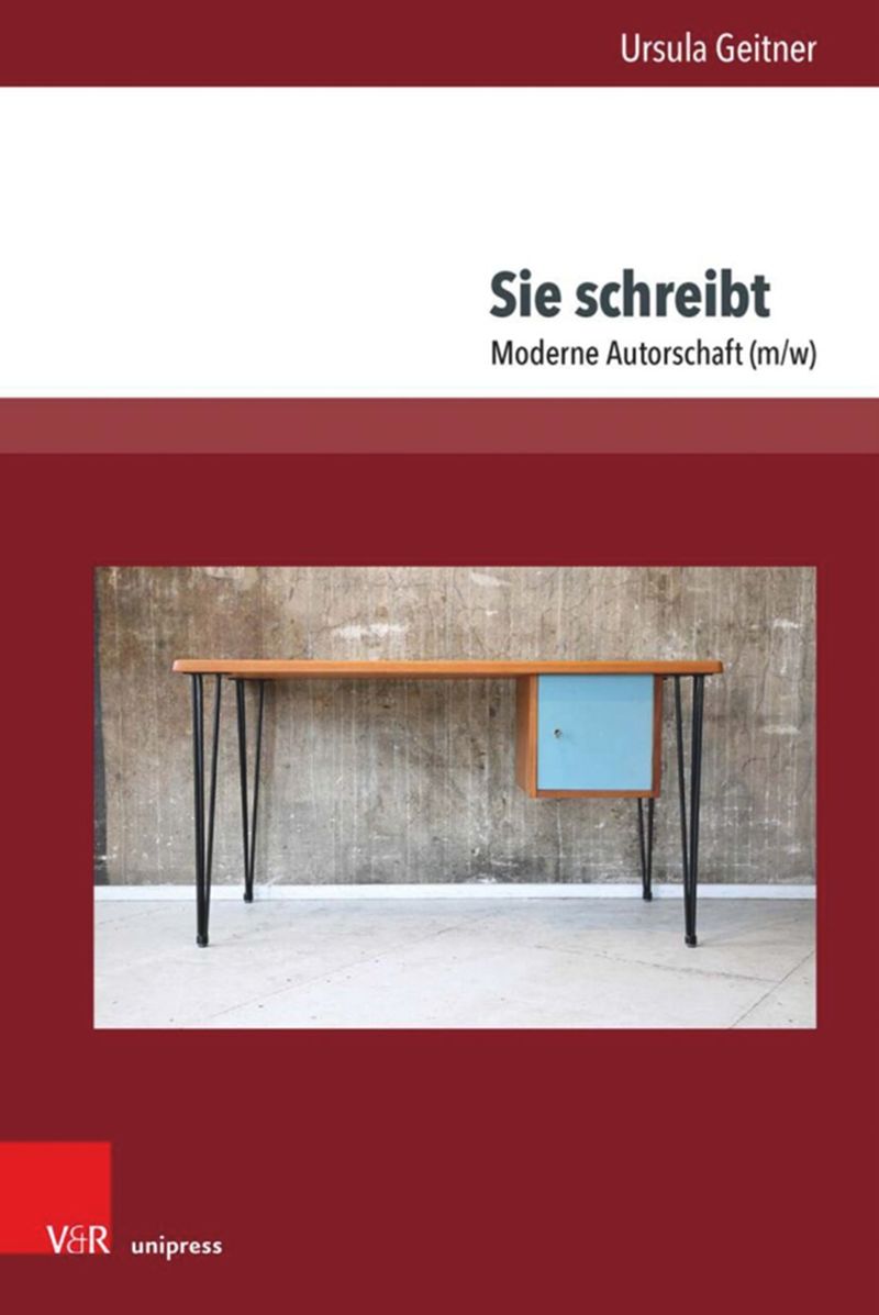 book: Sie schreibt