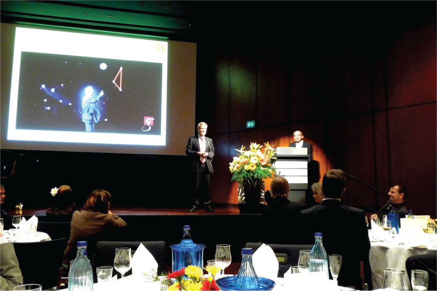 Figure 1 Karsten Danzmann from the Max Planck Institute for Gravitational Physics (Albert Einstein Institute) gives the Fraunhofer lecture on Gravitational Waves.