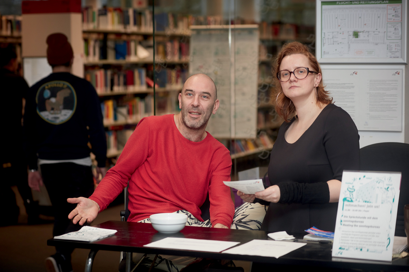 Abb. 2: Sonntagsöffnung in der AGB - das sonntagsbureau steht für neue Ideen zur Verfügung. ©ZLB, Foto: Vincent Mosch.