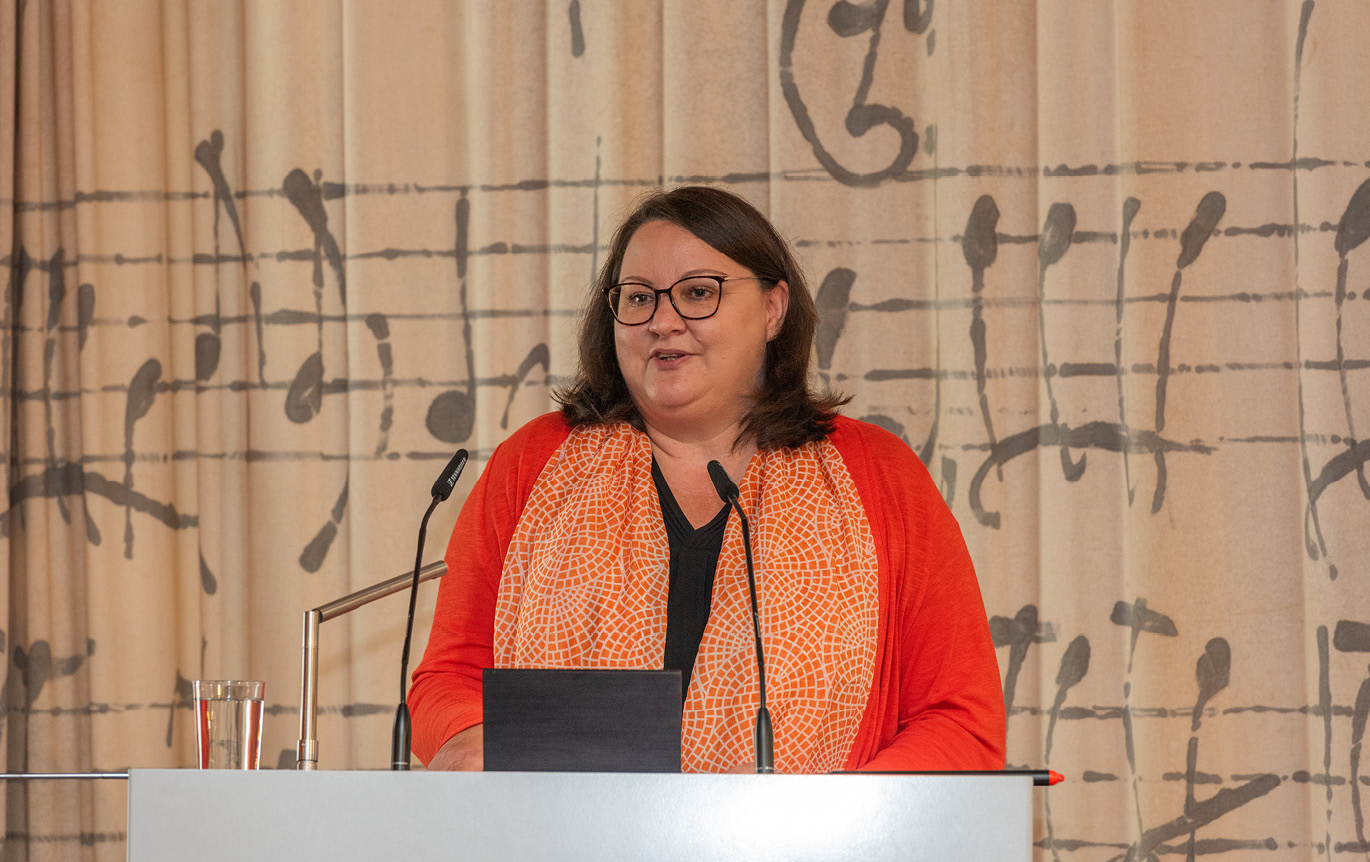 Abb. 1: Katrin Stump, Generaldirektorin der SLUB Dresden, eröffnete im Klemperer-Saal der SLUB Dresden den Werkstatttag.