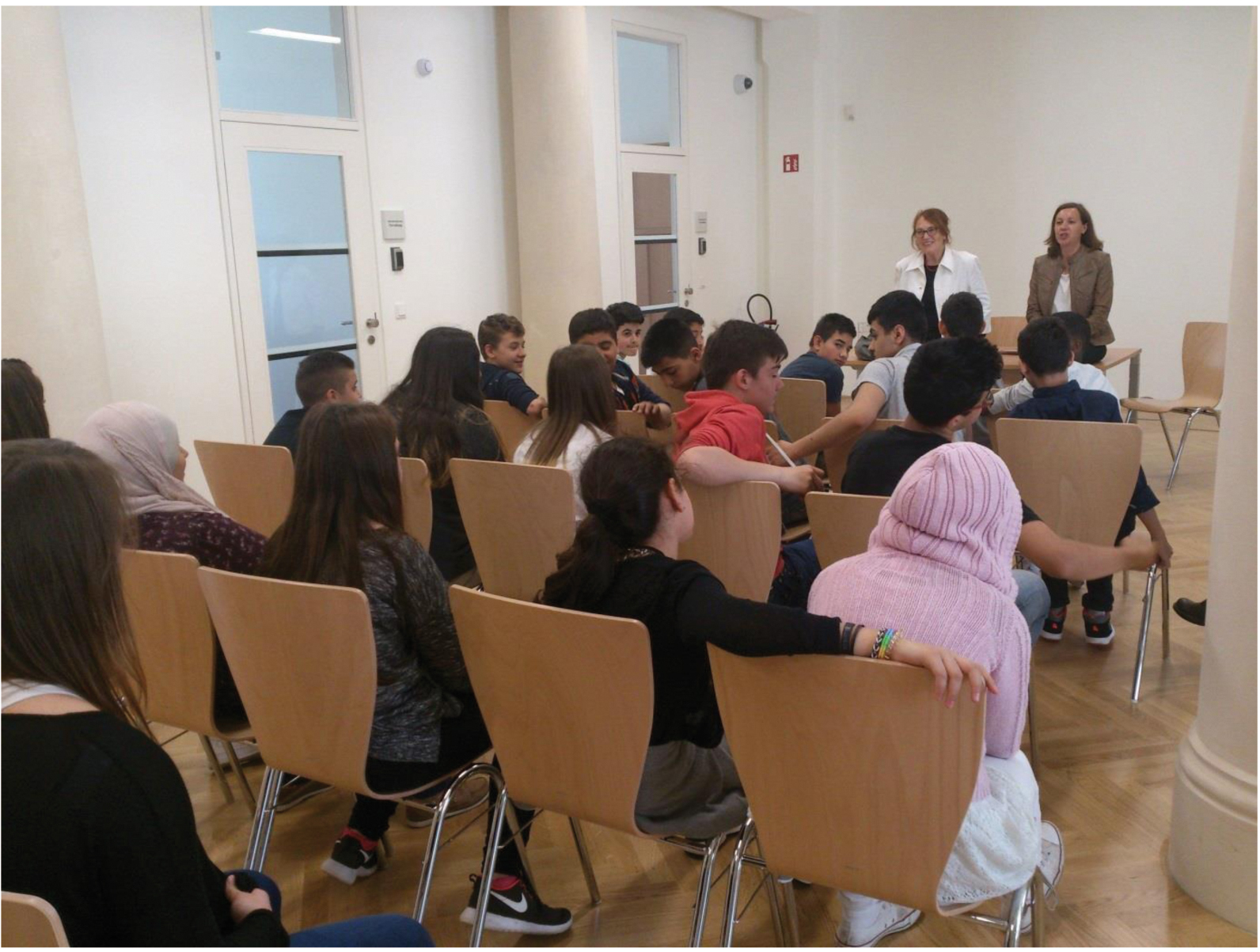 Abb. 3 Lesung von Renate Welsh