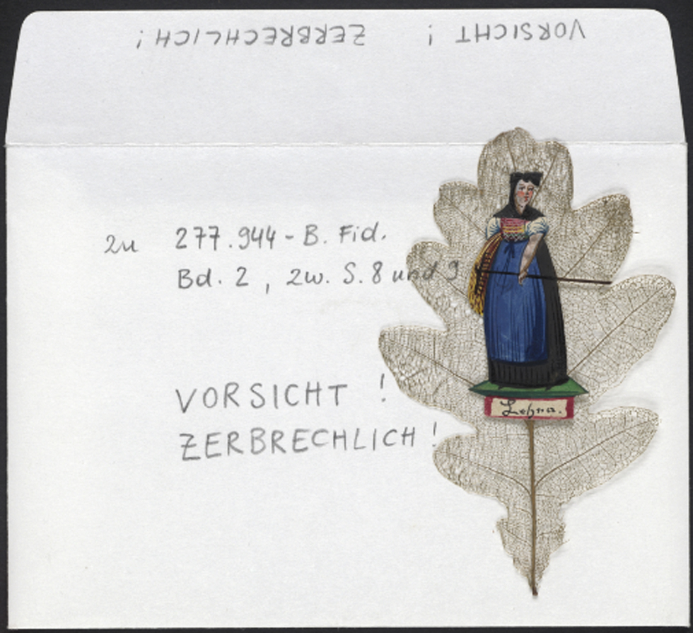 Abb. 6: Filigranes Lesezeichen aus „Briefe aus allen Jahrhunderten der christlichen Zeitrechnung. Zweyte Sammlung“ von Sailer, Johann Michael. Teil der ferdinandeischen Reihe *6234. Bd. 2, S. 8/9 Signatur: 277.944-B.2