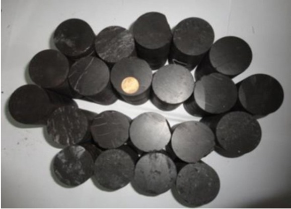 Figure 1 Partial standard coal samples.