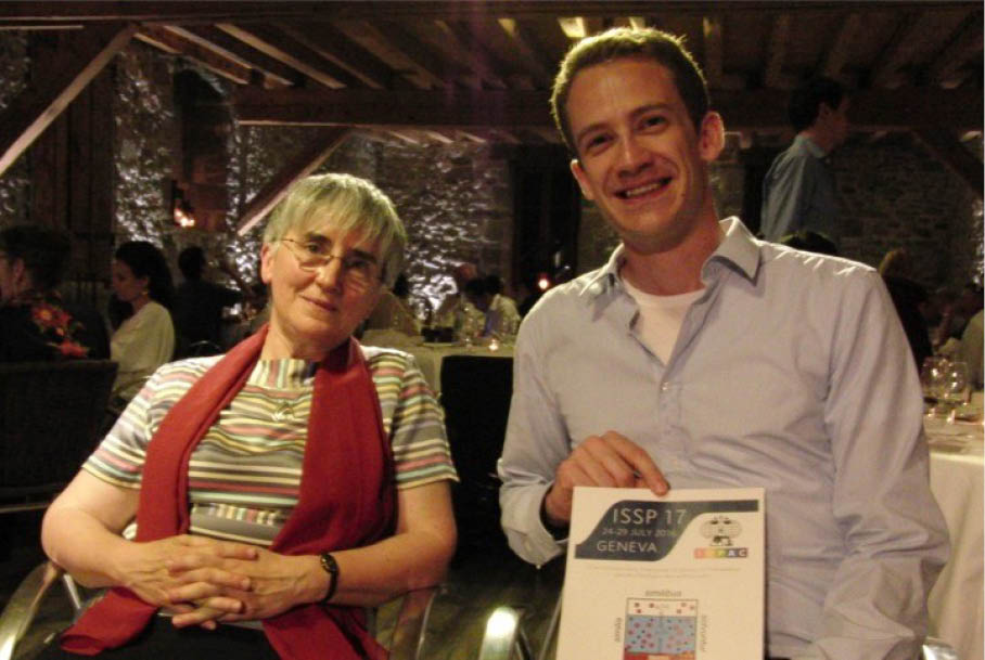 The recipient of the 2016 Franzosini Award David Fellhauer from KIT-INE with Clara Magalhães, Chair of the Subcommittee on Solubility and Equilibrium Data (SSED), during the conference dinner of the 17th ISSP, held in Geneva, Switzerland.