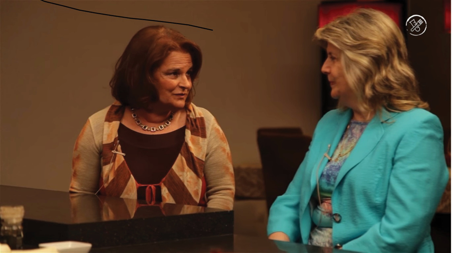 Lívia Sarkadi (Department of Food Chemistry and Nutrition, Szent István University) and Amelia Pilar Rauter (Universidade de Lisboa) (left) in the session dedicated to functional ingredients