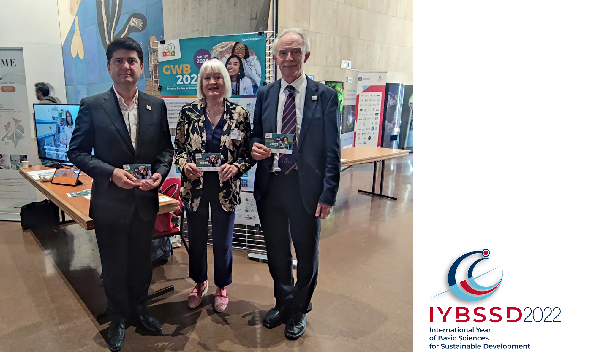  
        
          Prof. Javier García Martinez (left), current IUPAC President, Prof. Nicole Moreau (center), former IUPAC President, and Prof. Chris Brett, IUPAC Past President at the UNESCO Headquarters during the IYBSSD Opening Ceremony.
        
      