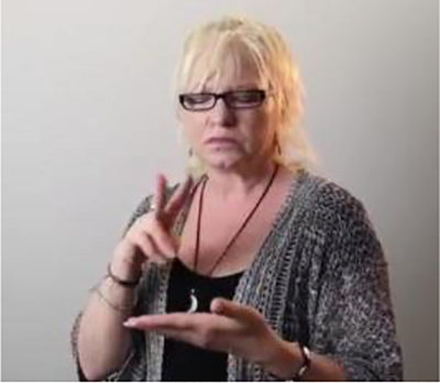Figure 9: 
‘To read’.
Source: ASLized! (2013). Deaf Schools (with audio and captions) Timestamp: 00:01:33
Image extracted from: https://youtu.be/mkwYHheJQVw?t=93.
