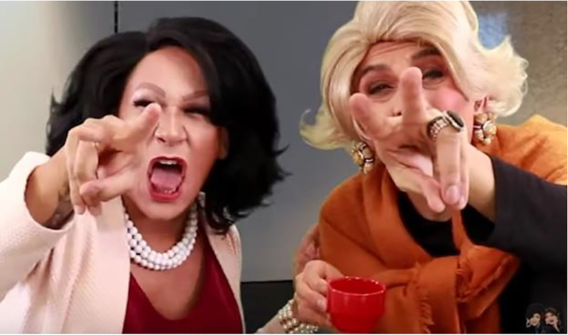 Figure 10: 
‘Look!’ as an affective imperative.
Source: Deafies in Drag. (2020). Look! Timestamp: 00:00:45
Image extracted from https://youtu.be/4zwGKXlkmqg?t=44.
