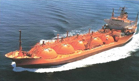 Figure 1: 
					Cryogenic vessel carrier.
				