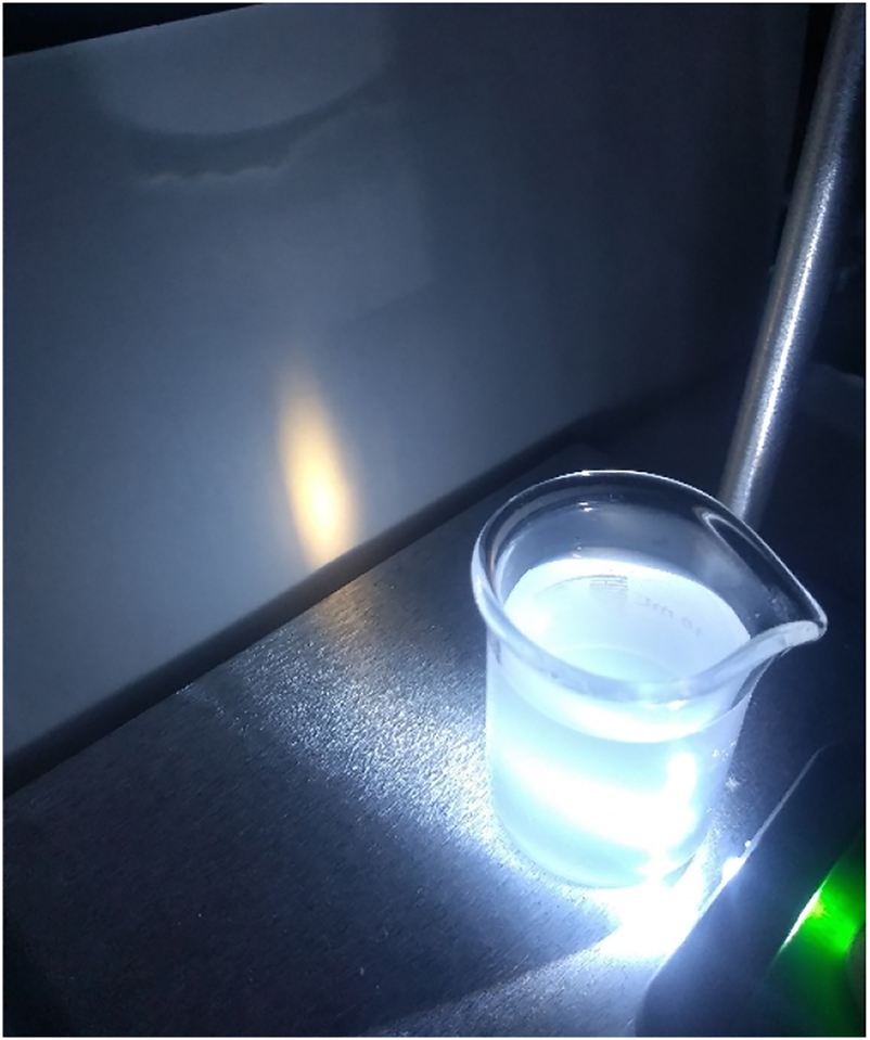 Figure 3: 
Rayleigh scattering in a colloidal suspension.
