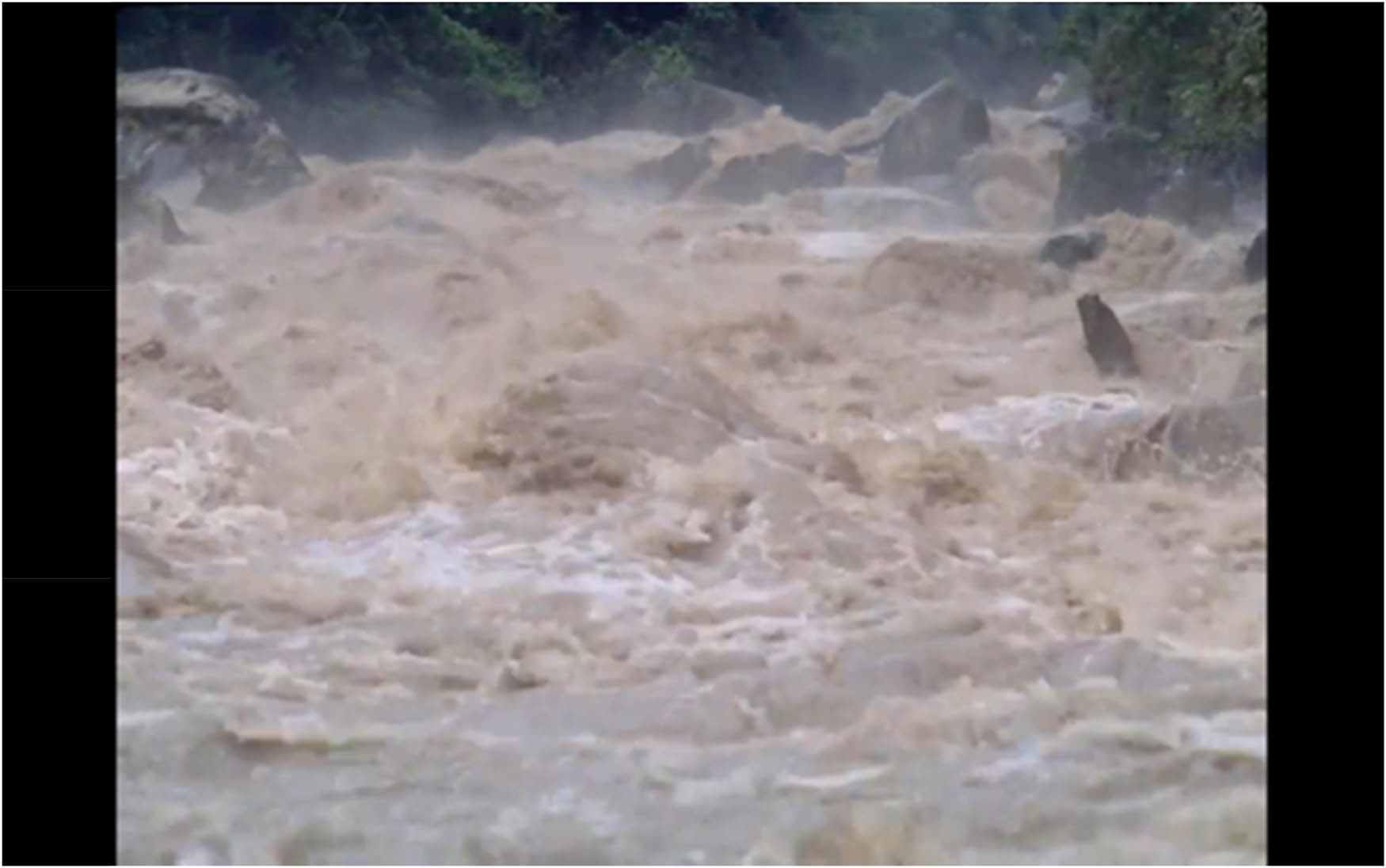 Figure 6
The fierce and chaotic rapids in Aguirre.