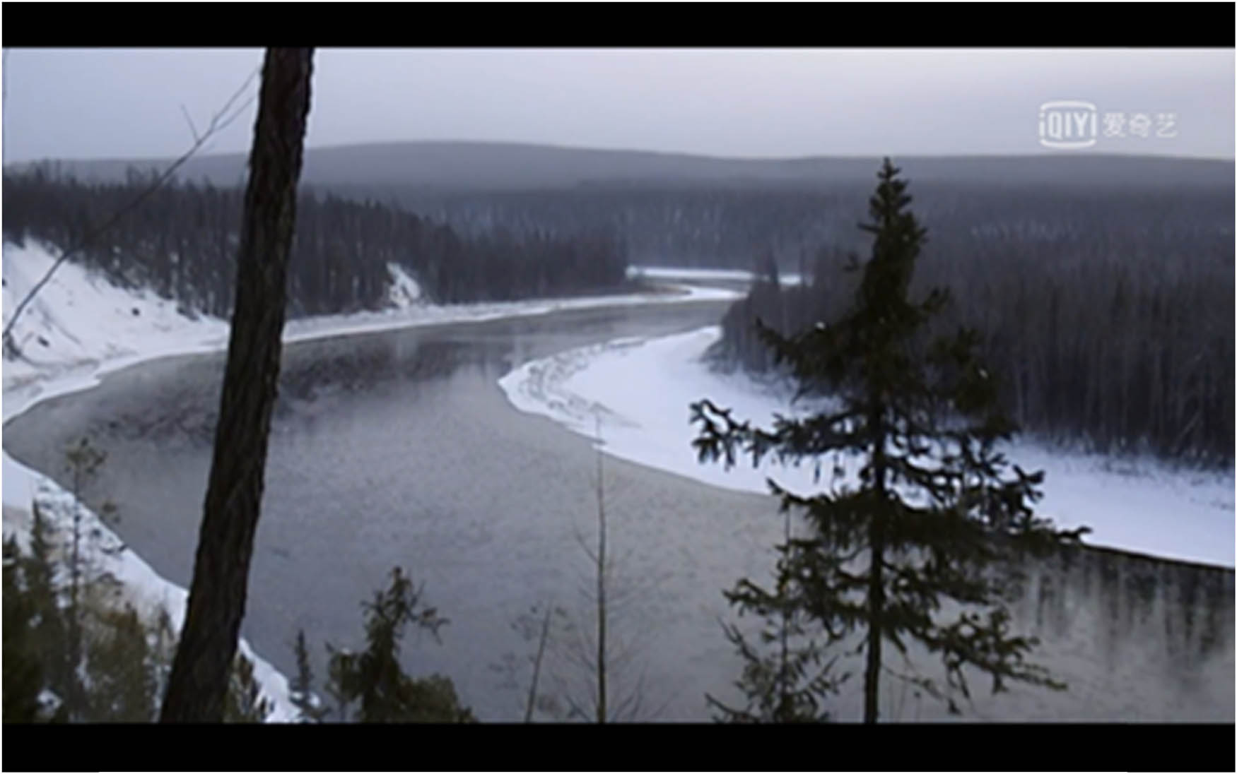 Figure 21
The grandiose meandering of the river.