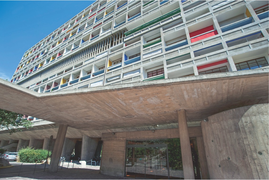 1 Marseille, Eingang und Fassade der Unité d’Habitation, 1947–1952, Le Corbusier, 2013