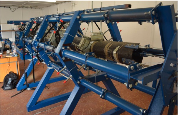 Figure 2 Physical model of a pipe conveyor