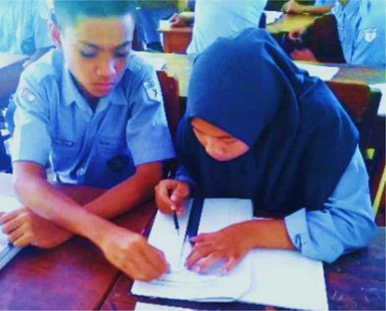 Figure 9 Discussion in class.