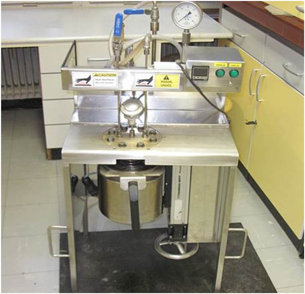 Figure 7 
                  High-pressure reactor for subcritical neutral hydrolysis in water (2).
               
