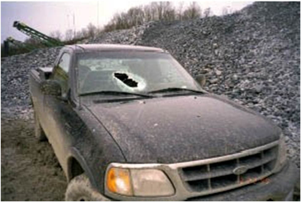 Figure 4 
                  Flyrock poses a potential hazard [29].
               