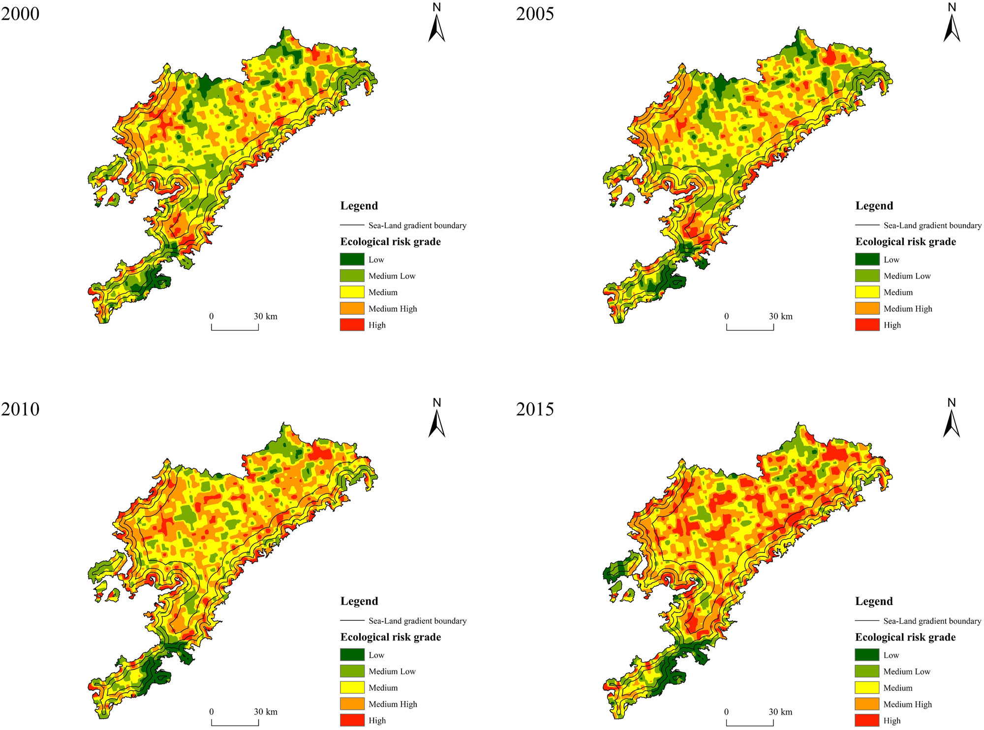 Figure 5 
                     Spatial distribution of ecological risks in Dalian from 2000 to 2015.
                  