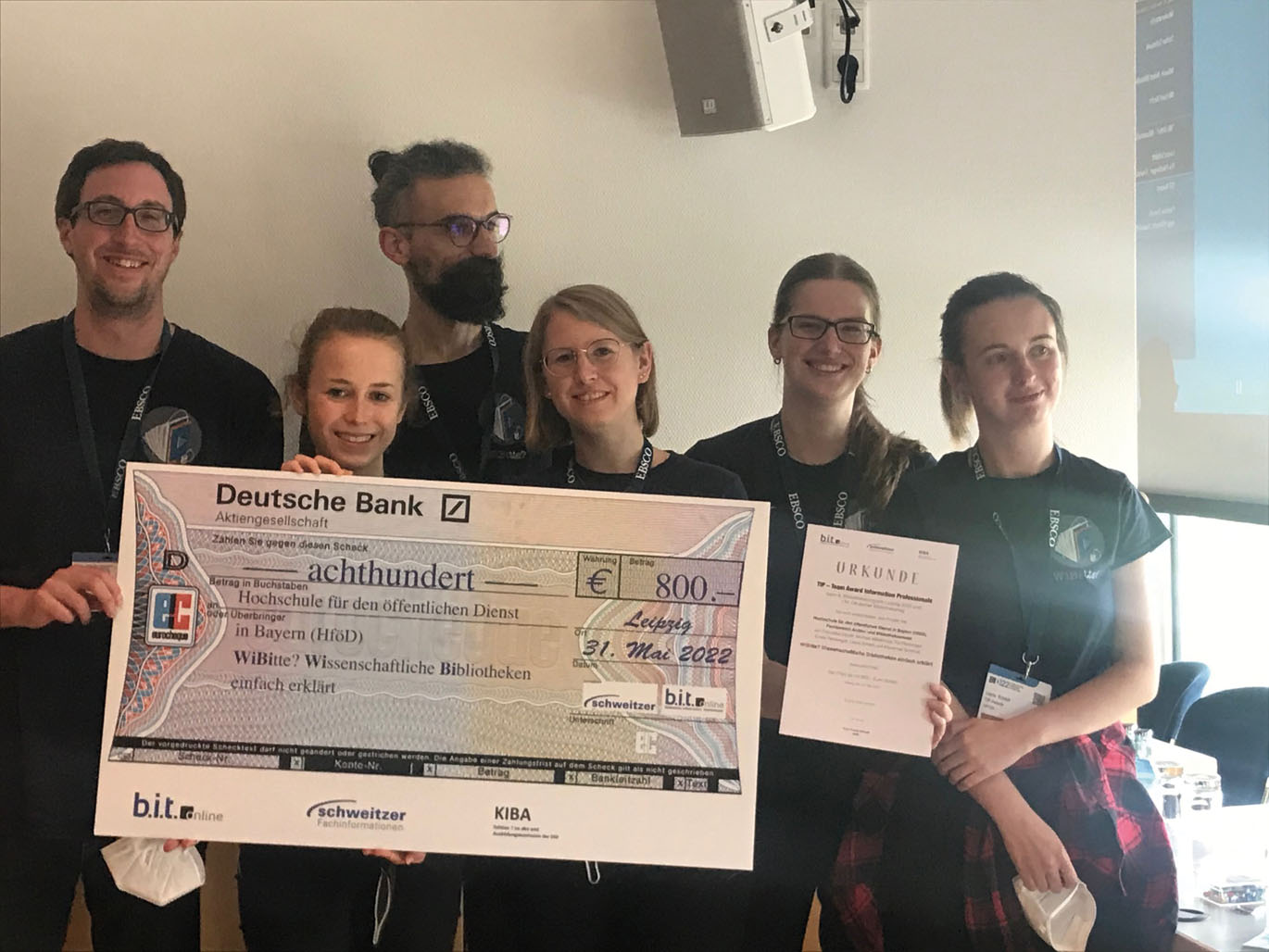 Abbildung 3 
            Das Podcast-Team der HföD. (Foto: Frauke Schade)