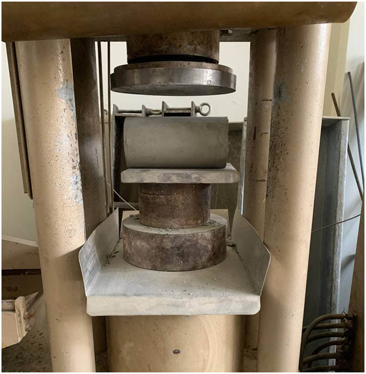 Figure 9
Tensile strength test machine.