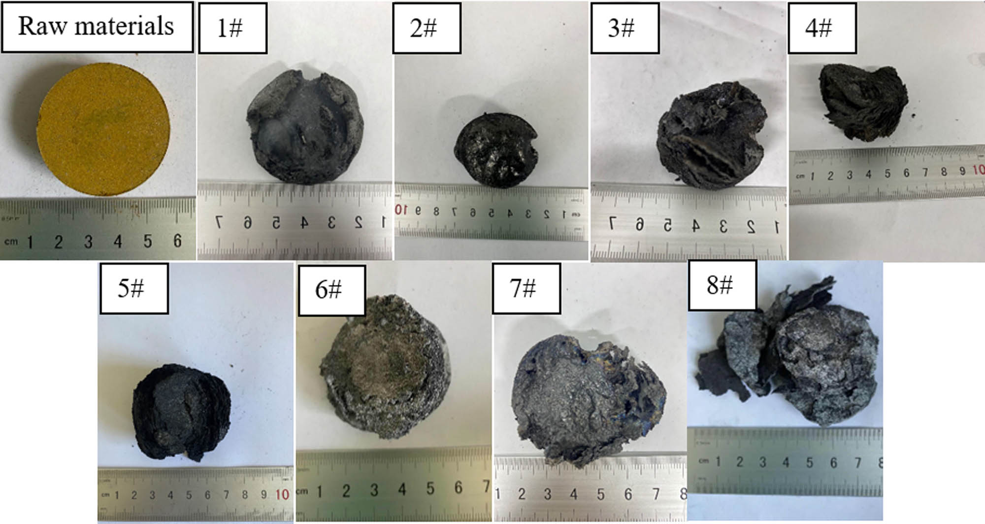 Figure 4 
                  The macro morphology of the samples before and after the reaction.
               
