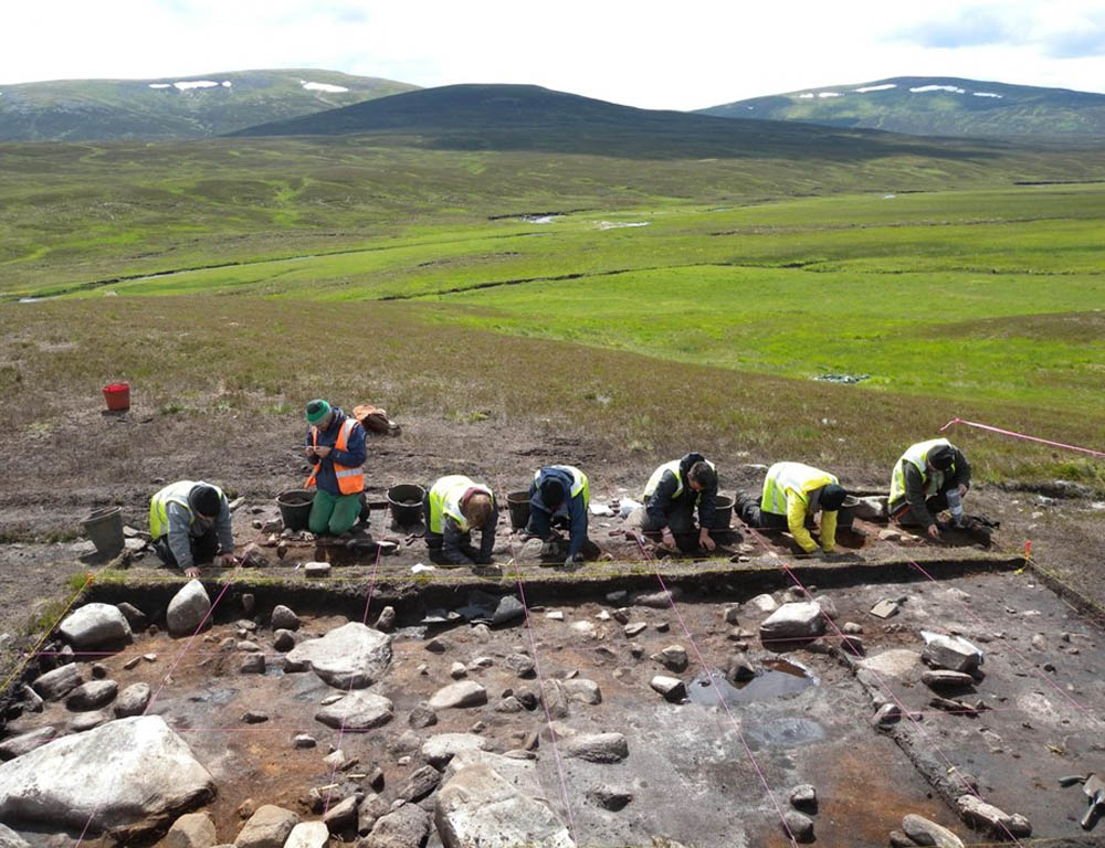 Figure 1
Excavation at Caochanan Ruadha, Cairngorms 2014. Note eroded footpath immediately behind the trench and running across the photograph © Graeme Warren.
