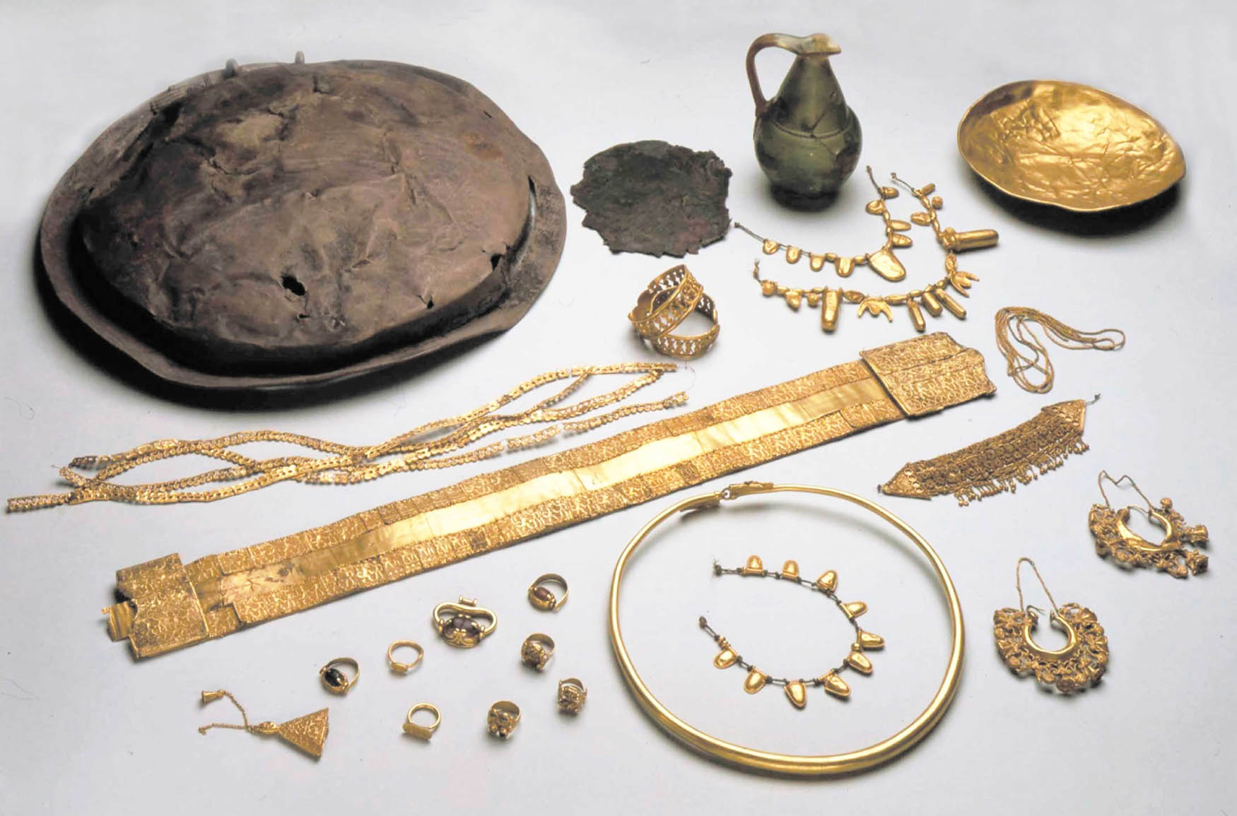 Figure 2 
                  The treasure of Aliseda (source: Spanish Ministry of Culture).
               