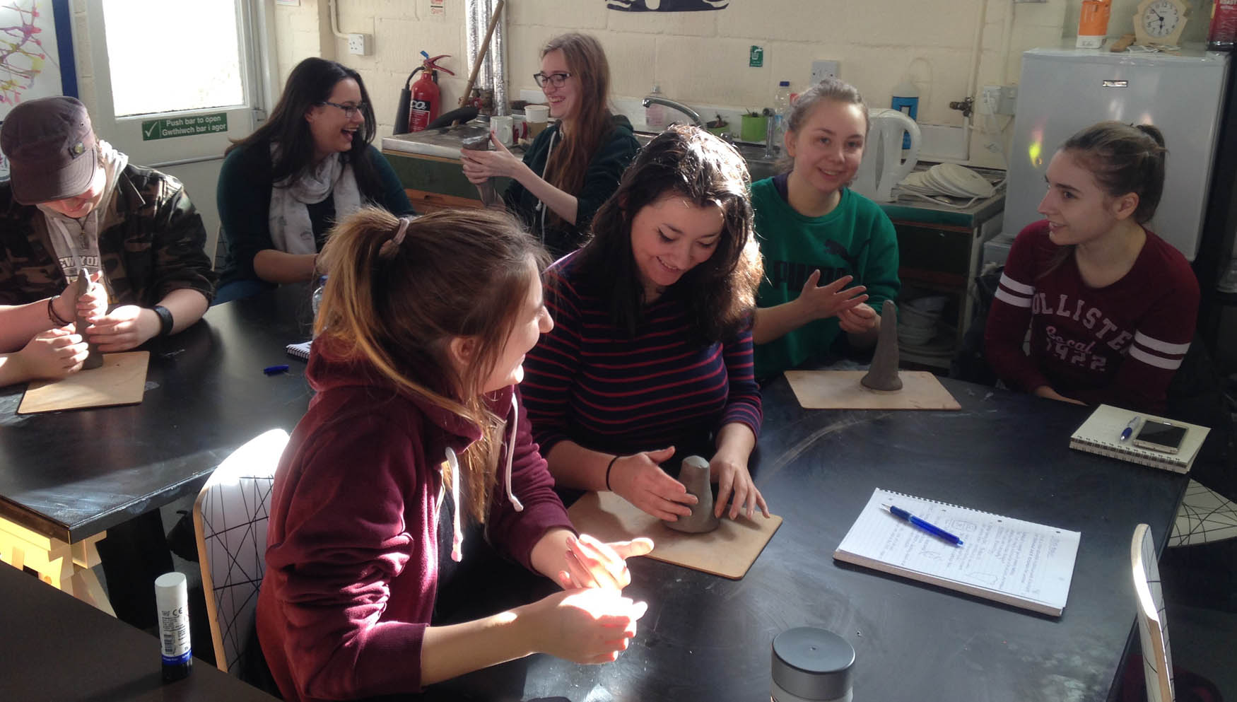 Figure 8
Making funerary cones.