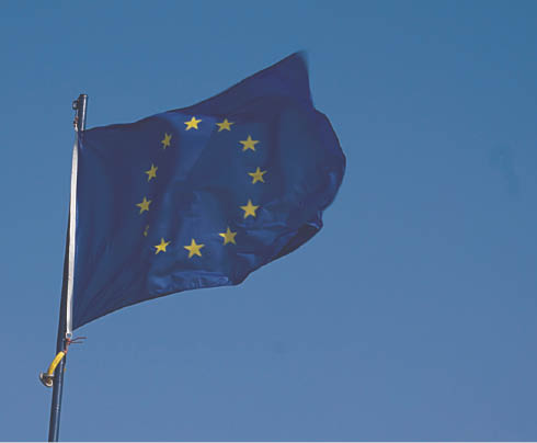  Flag of the European Union (© Richard Revel @ PublicDomainPictures.net).