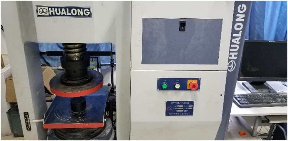Figure 8
Compressive strength test apparatus.