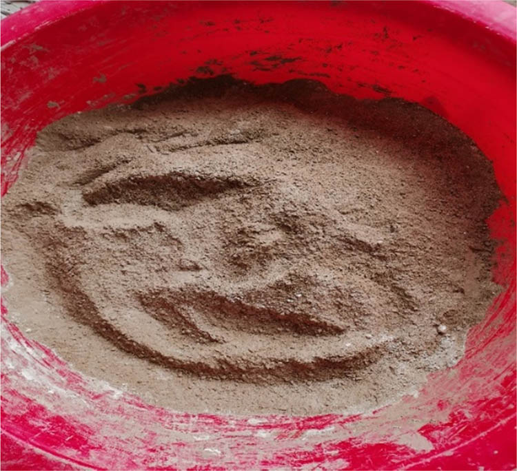 Figure 4
Yellow mud of Qiang Village.