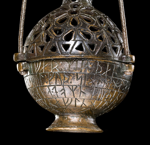 Figure 2: Censer with a runic inscription in Latin by master Jacob. Ulbølle, Denmark. Photo: runer.ku.dk