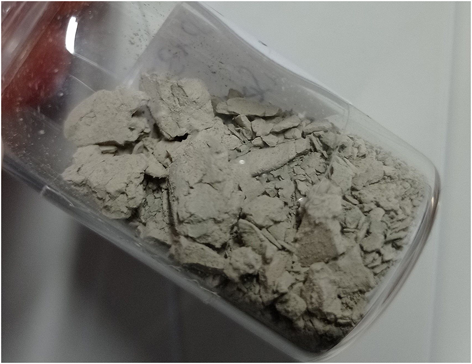 Figure 1: 
Freshly synthesized Cu[SeCN].
